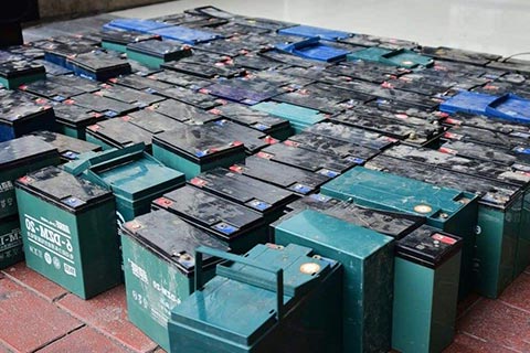 ㊣澄迈红光农场叉车蓄电池回收☯高价回收UPS蓄电池☯专业回收三元锂电池